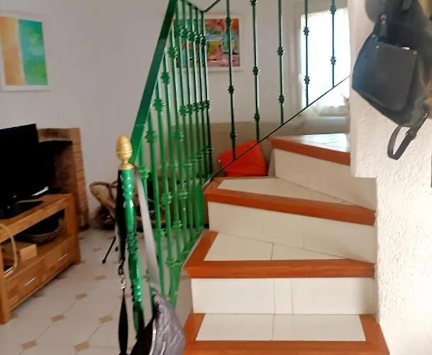 Urbanizacion Alhambra Registro